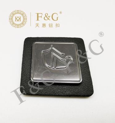 金属牌