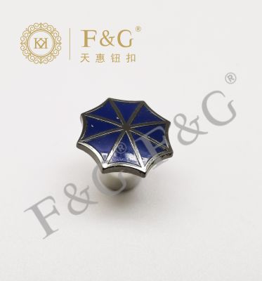 时尚胸针